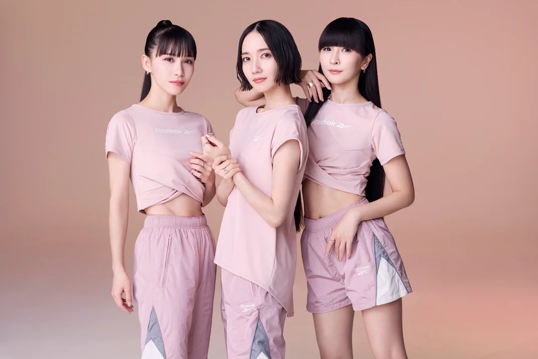 perfumefanPTA_'s tweet photo. うおおおおおおおおおおおおおおお
新ビジュ上がってたぞおおおおおお
Perfume×Reebok

#prfm https://t.co/XzSpm820q9