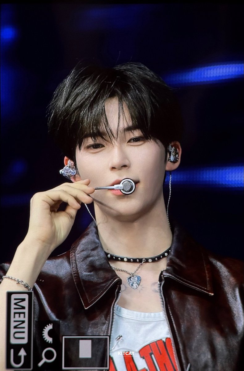 𝐤𝐢𝐭𝐜𝐚𝐭. tweet media