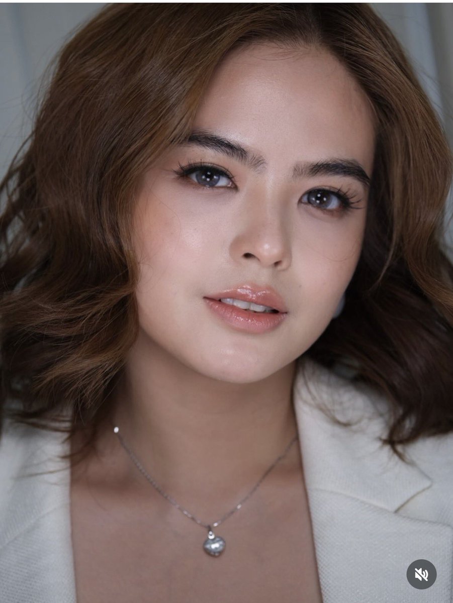 ItsMeRawr_Cxska's tweet photo. Bea Binene nga po pala 😍

THE GOLDEN FINALE
THE GOLDEN FINALE

#GSOTGinintuangTanawin
 #WilBea https://t.co/5i02mWOmGO
