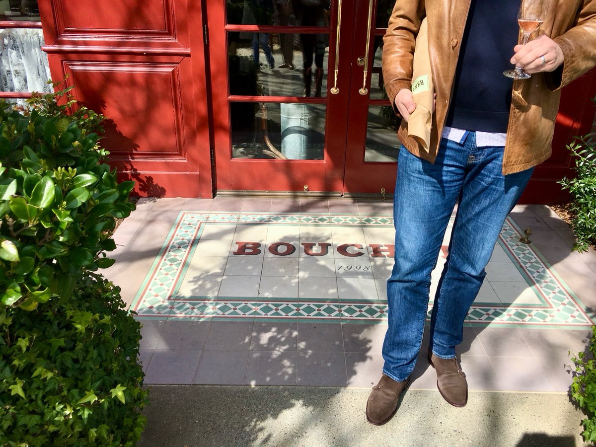 arminoehler's tweet photo. Travel edit: Spring suede style https://t.co/D7OU09nmOB