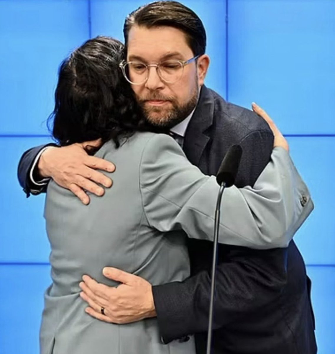 Lennart 🇸🇪🤝🇪🇺🏌️‍♂️⛷️🏃‍♂️📈 tweet media