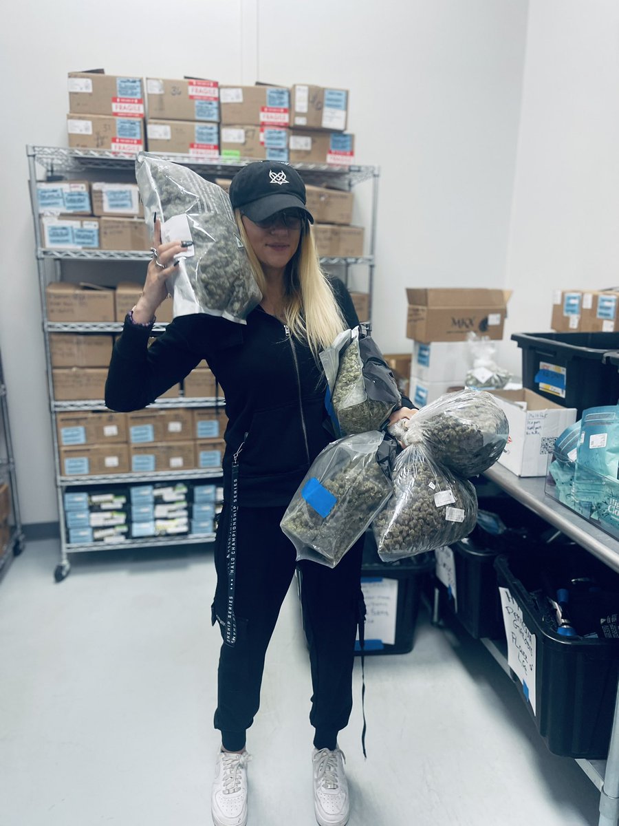 Sini❣️ tweet media