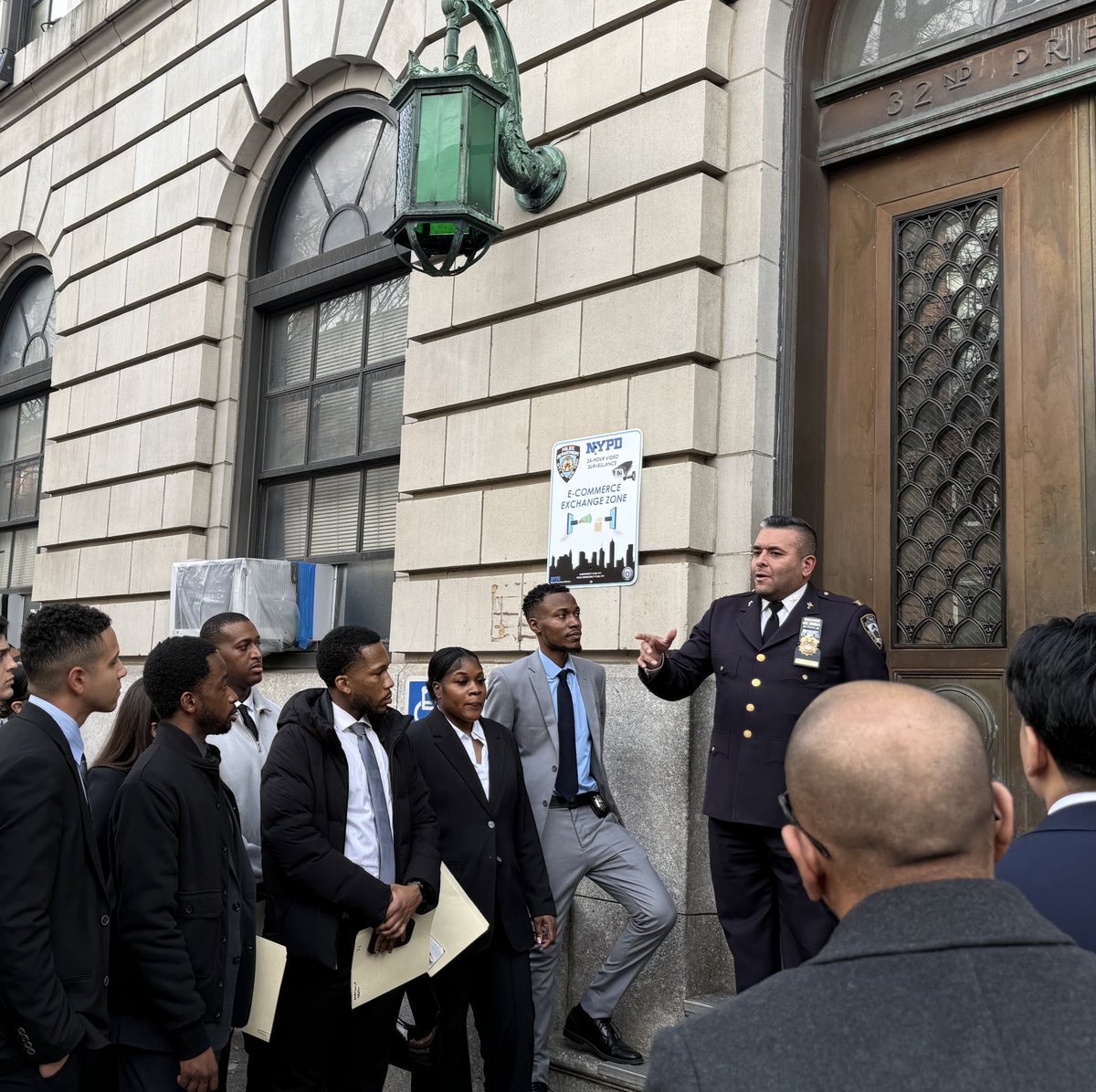 NYPD 32nd Precinct tweet media