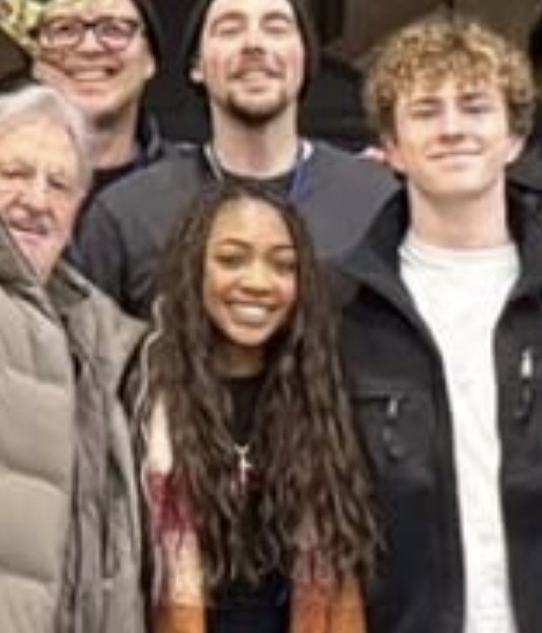 RayRay 🌊 tweet media