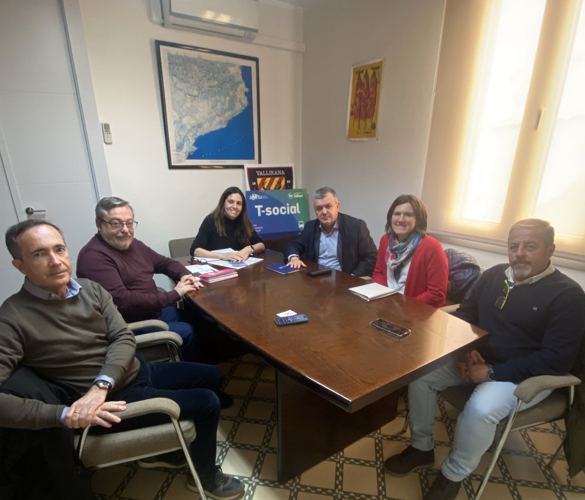 ORU perfil español tweet media