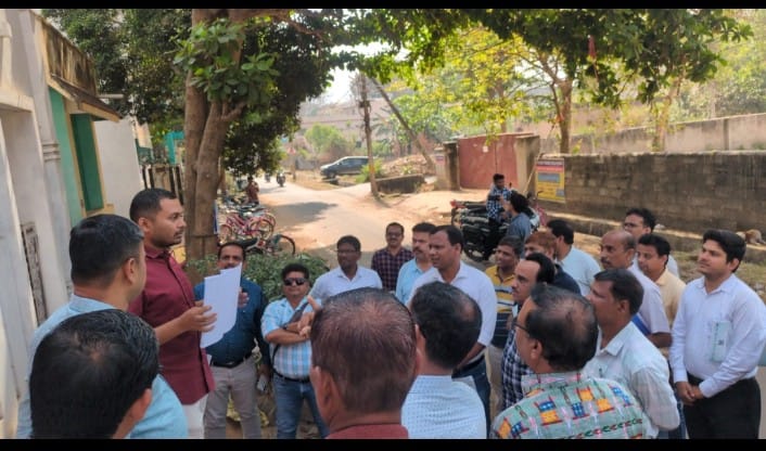 Collector & DM, Rayagada tweet media