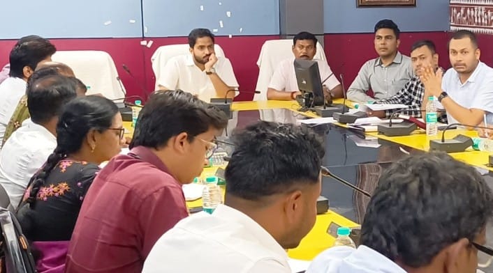 Collector & DM, Rayagada tweet media