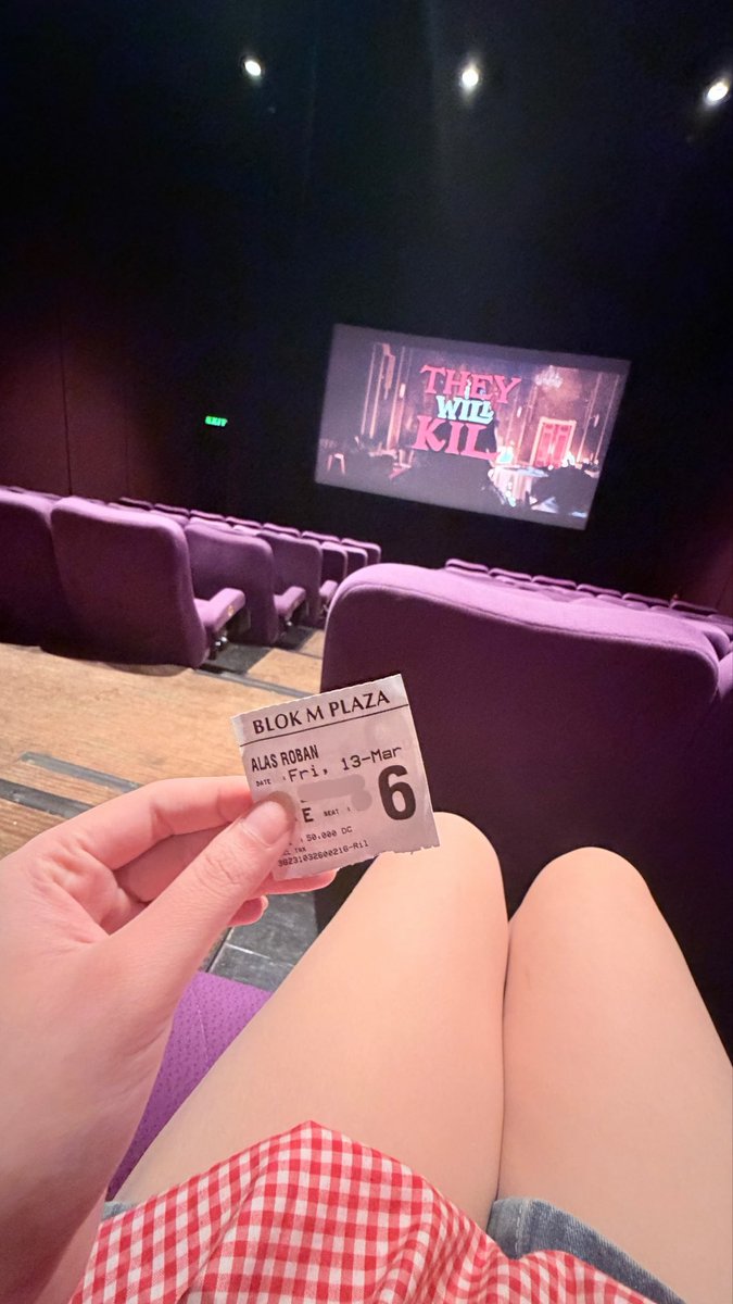 Gracee696's tweet photo. Akhirnya bisa rebahan juga🫠kemna mana sendiri ada yg mau nemenin ? https://t.co/gegiQapfDj
