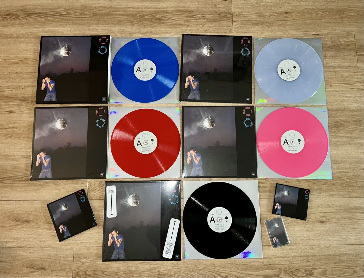 mel 🪐 tweet media