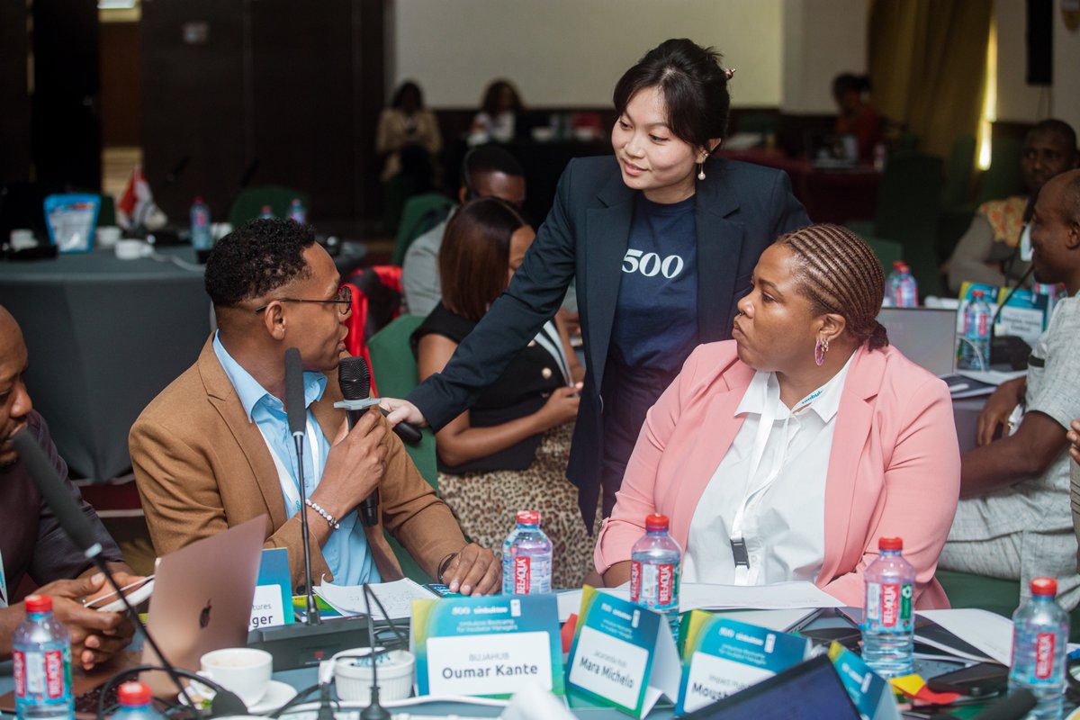 Notre Directeur représente #BujaHub et tout le #Burundi au bootcamp du Pan-African Incubation Network, organisé en partenariat avec 500 Global.
Nous apprenons des méthodologies issues de la Silicon Valley afin de bâtir un écosystème des startups plus solides chez nous.