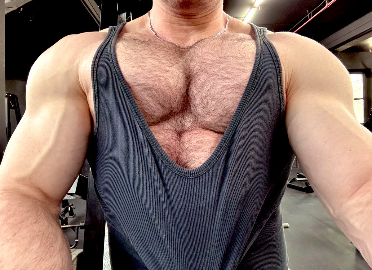 The Apex Ass tweet media