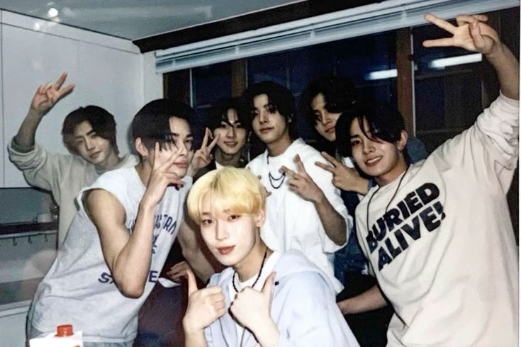 Sid. | @ after DM 🦋 OPEN! tweet media