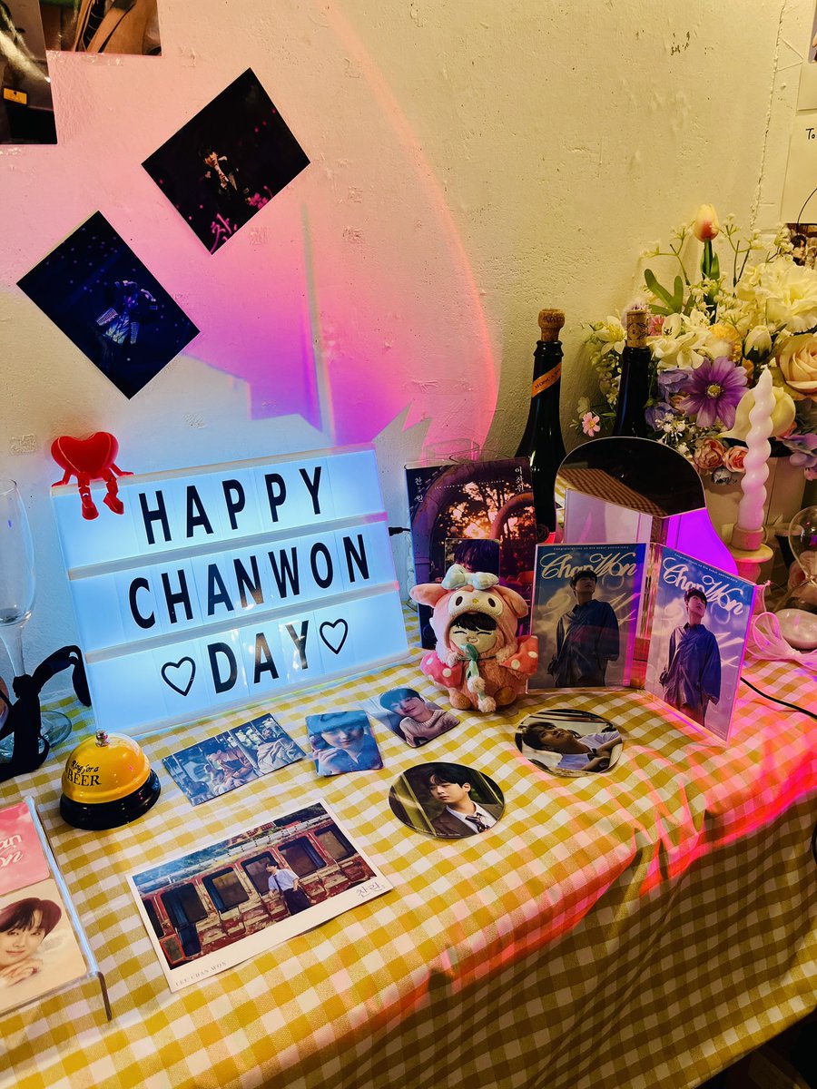 iamumdal's tweet image. 찬원이 데뷔 6주년 당일축하 🥳🎉
원모어타임 🎂✨영원을 약속할께에 🤙🏻💍💕

#이찬원 #LeeChanWon #LCW
#한터뮤직어워즈 #디마찬_커플링 💍💕
#데뷔6주년 #축하카페 #홍대마실 #카페멜로우
#260314_찬또_6주년 #오내언사 #영원한내찬또
#HAPPY_CHANWON_DAY
#CHANWON_6th_ANNIVERSARY