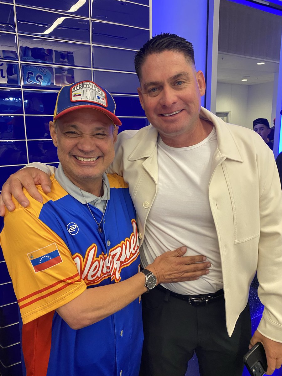 Nelson Aparicio tweet media