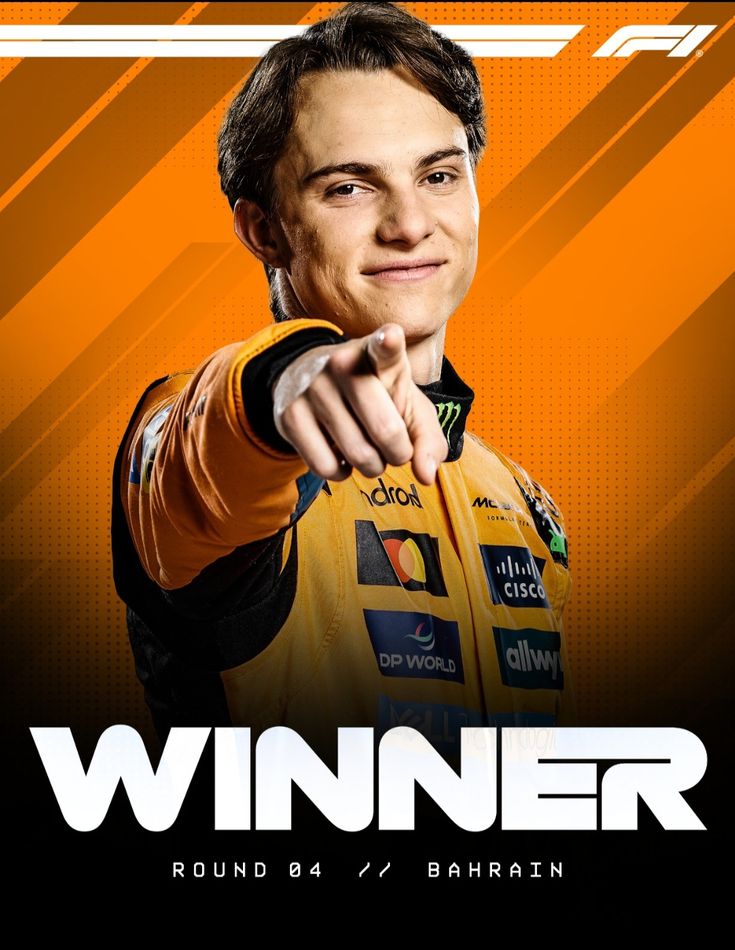 lucia⁸¹ lvs lola ✶ tweet media