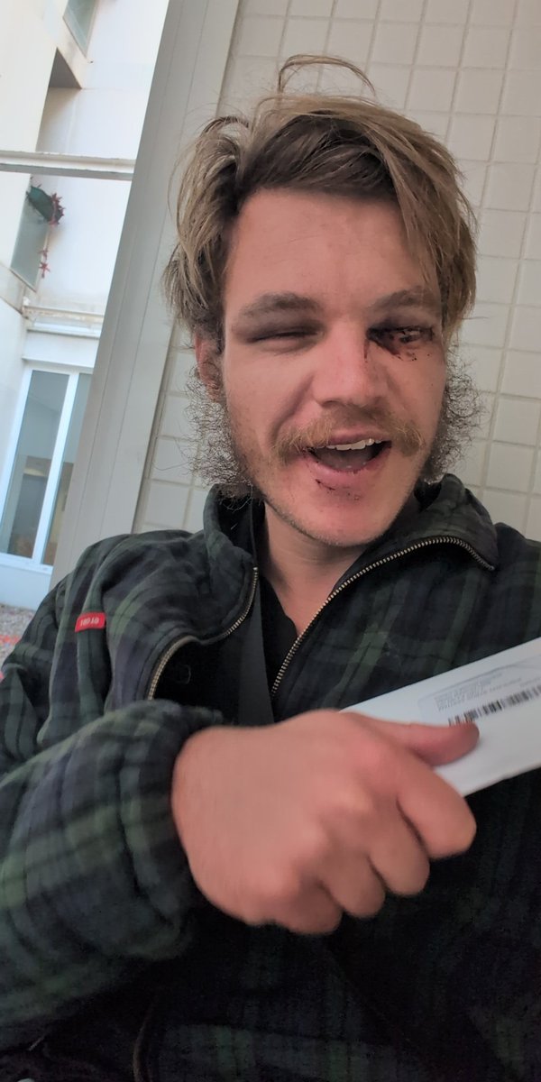 rolfkrake tweet media