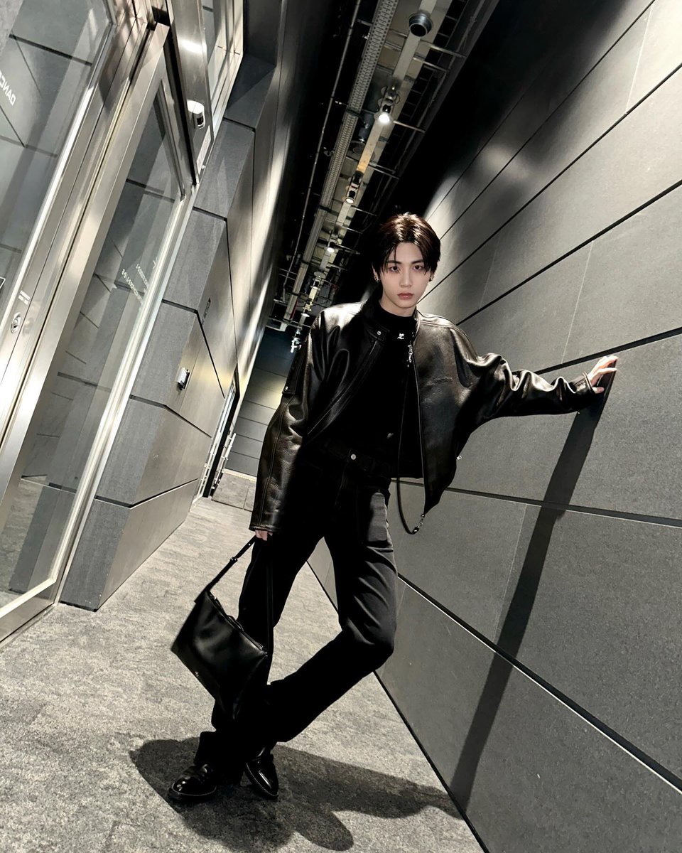 TAESAN, HAN. tweet media