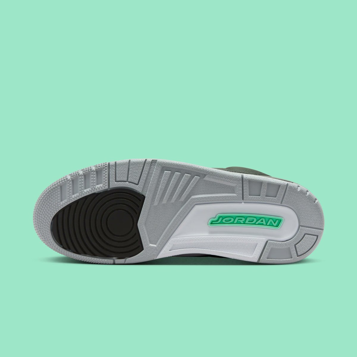 Sneaker Market RO tweet media