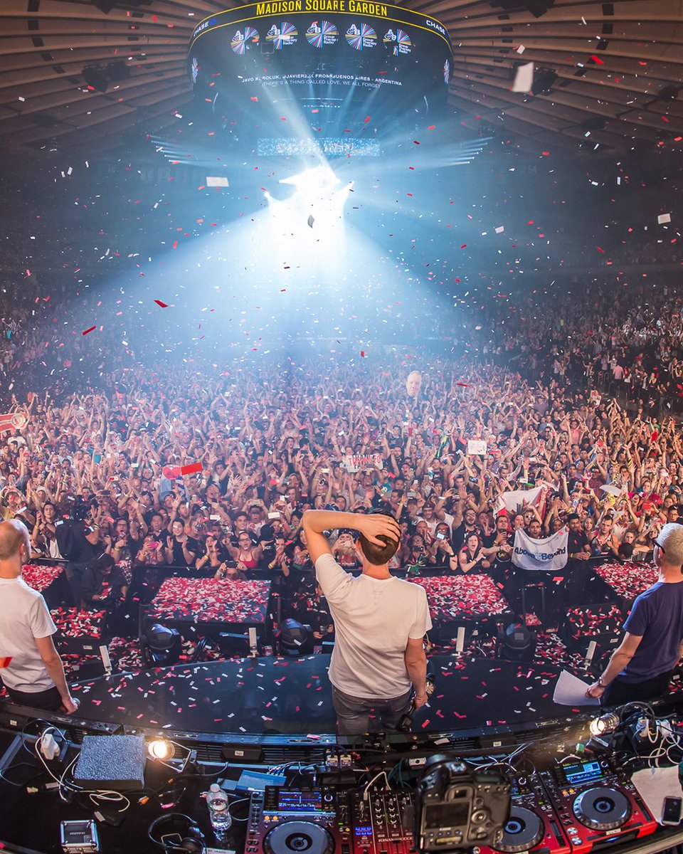 Above & Beyond tweet media