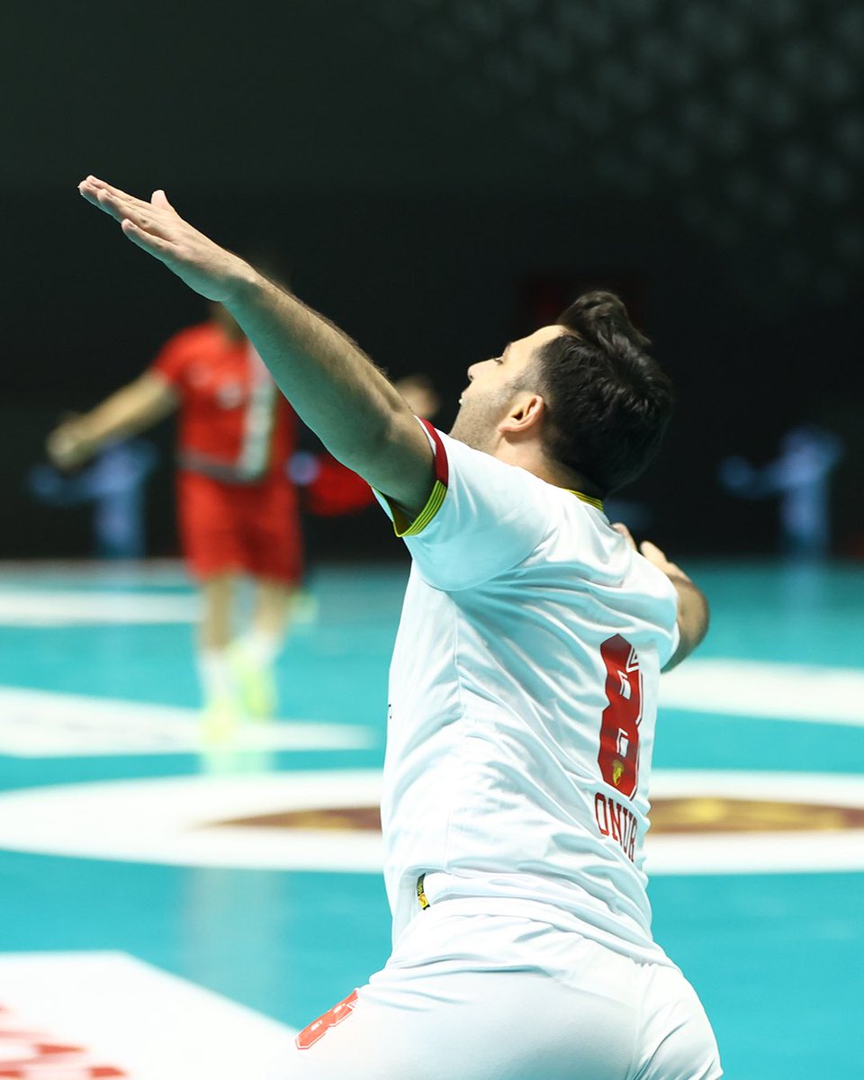 goztepehandball's tweet photo. Güzel Günler GözGöz'ü Bekler💯

#GöztepeHentbol #UçanAdamlar https://t.co/QzgFvgcD84
