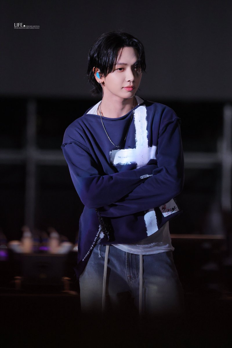 ๐๐๐๐ tweet media