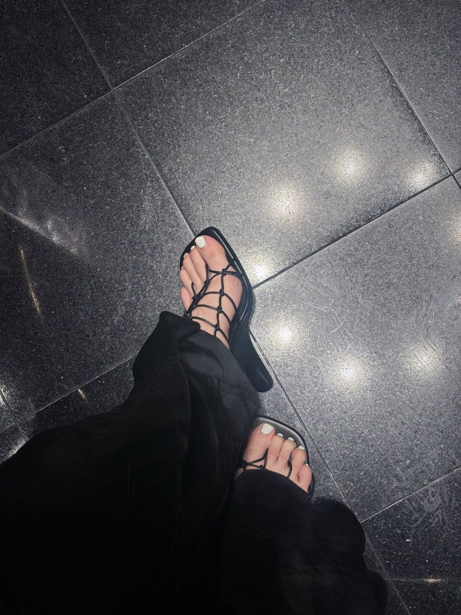 Trinity - NYC Dominatrix tweet media