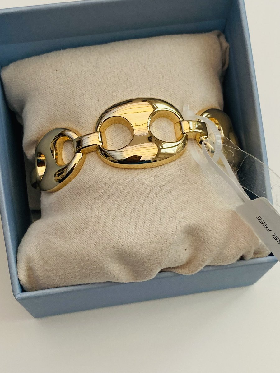 Blashouseboutique tweet media