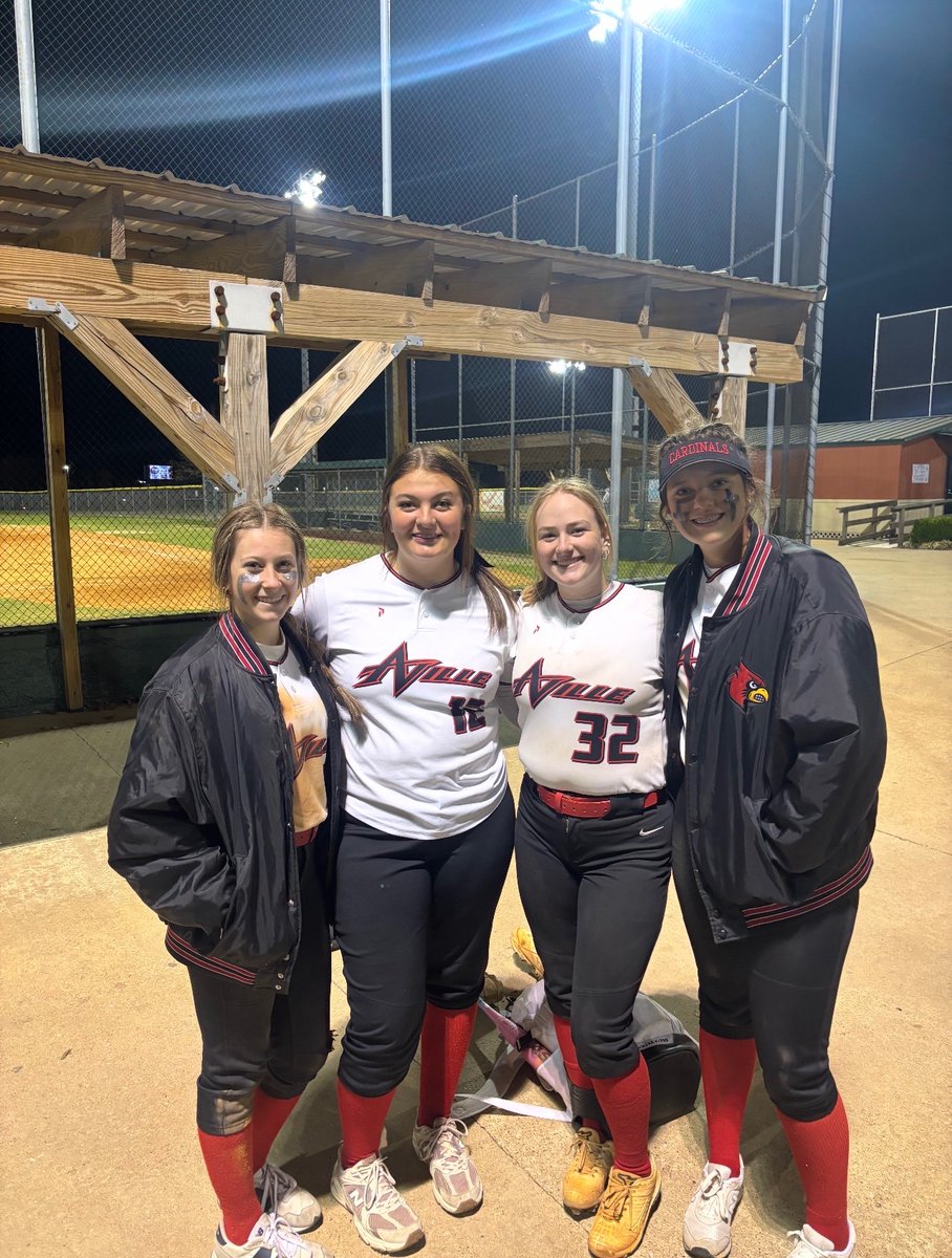 Bombers ladies showing out! Baylee Brown, Baya Bromley, Lillie Ward and Sophie Edwards played 2 games with their hs yesterday and had a combined, 10 hits, 2 doubles, 8 runs, and 15 RBIs!