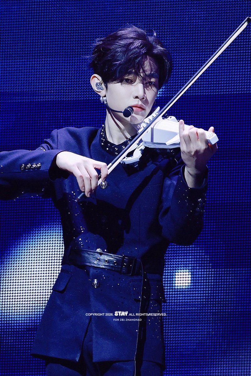 𝚜𝚝𝚊𝚢. tweet media