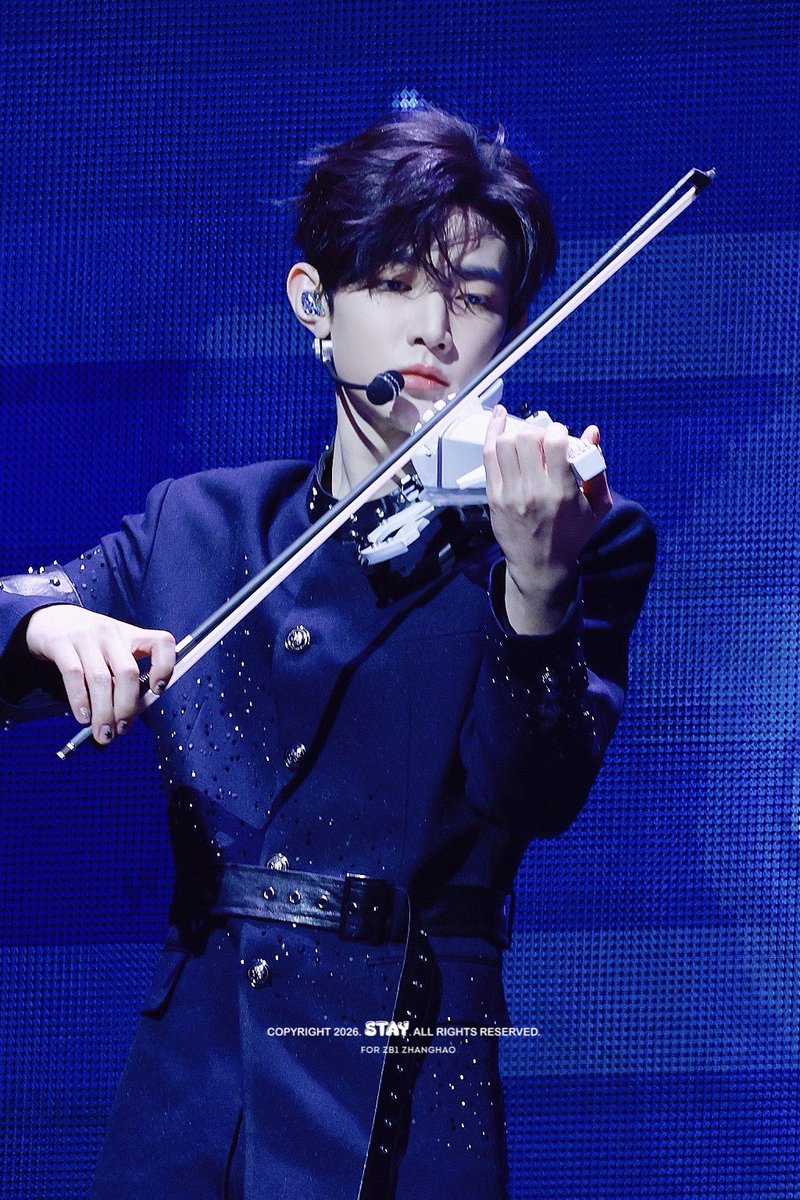 𝚜𝚝𝚊𝚢. tweet media