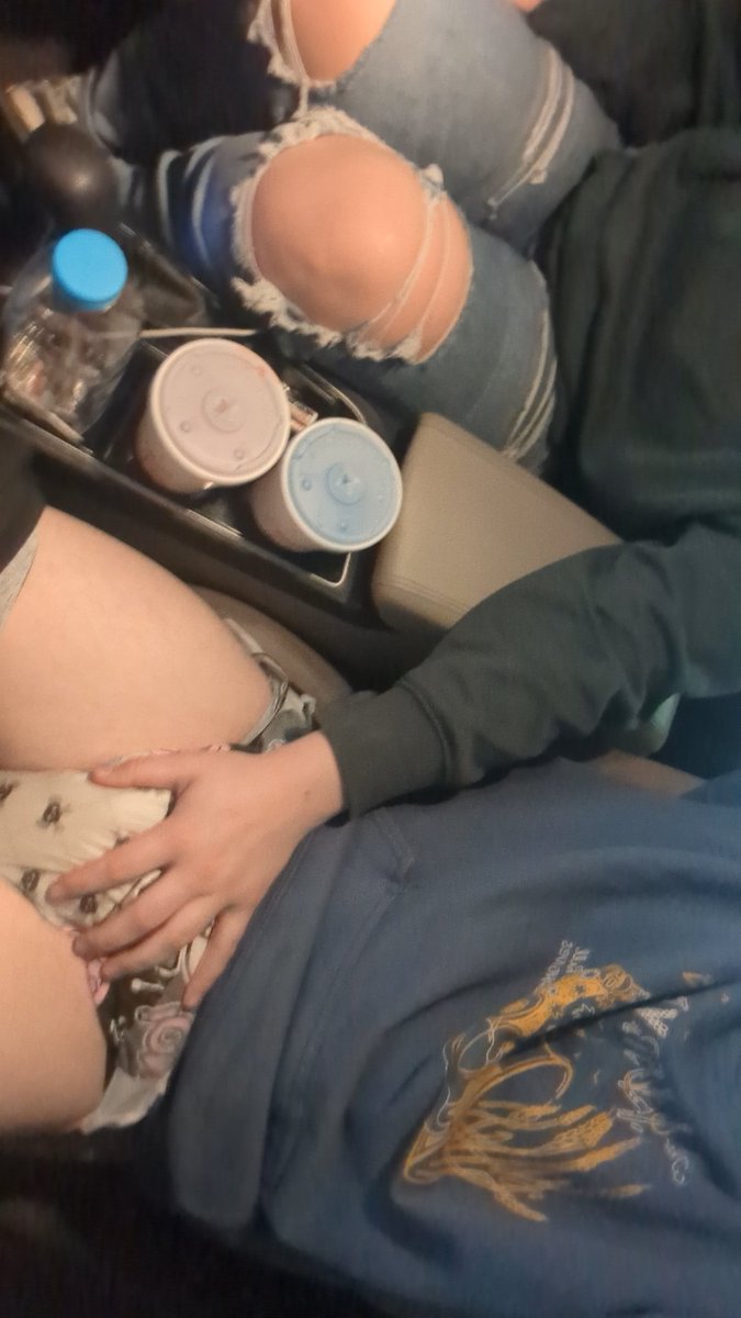 CouldBeDrew tweet media