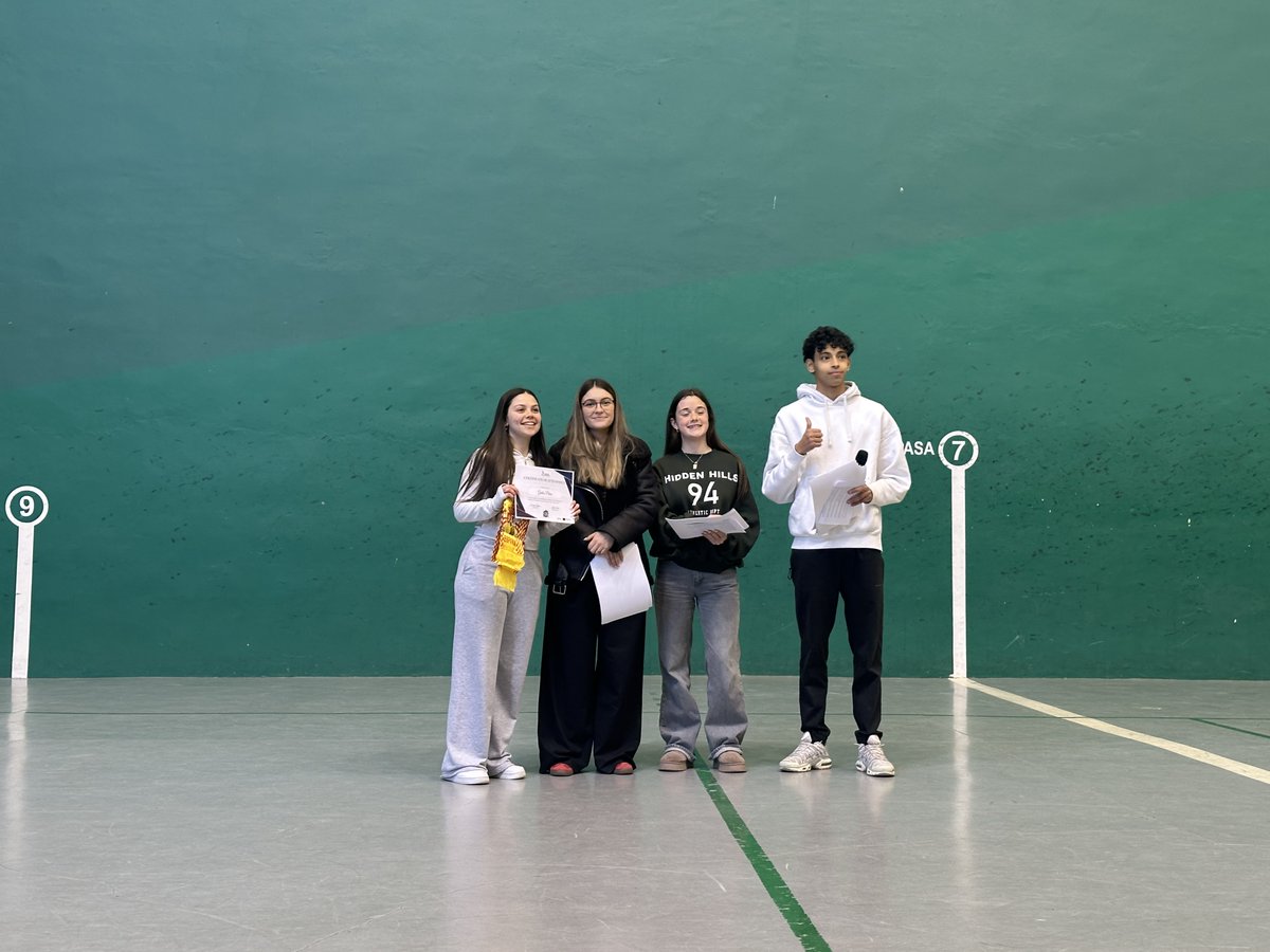 IES ADAJA tweet media