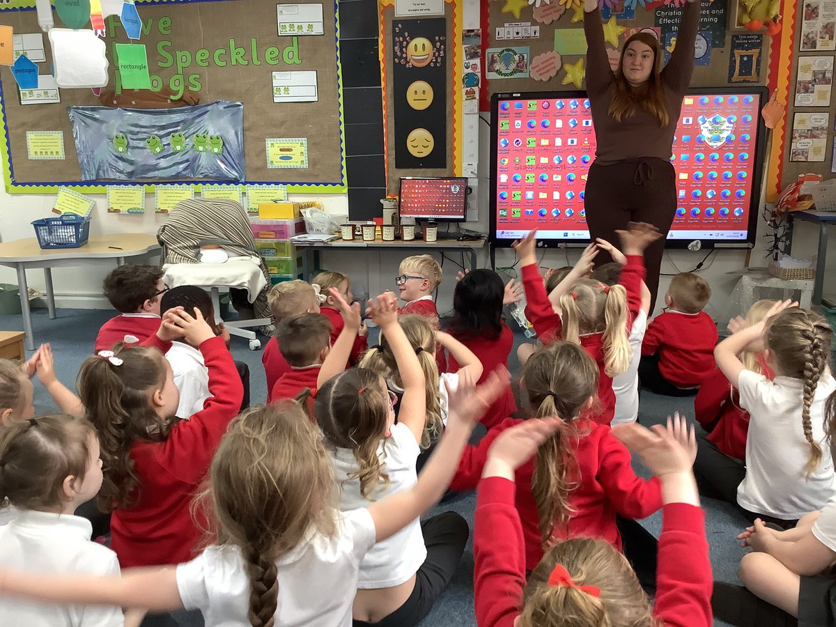 HasReception's tweet image. For British Science Week, we have been exploring new life and what a plant needs to grow! Over the past weeks, we have been observing what happens to each plant that have something missing! 

Which one do you think has grown? 🪴 
@ScienceWeekUK #Britishscienceweek2026