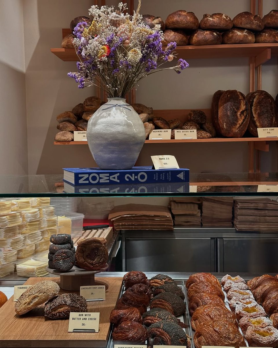 Mina taylor tweet media