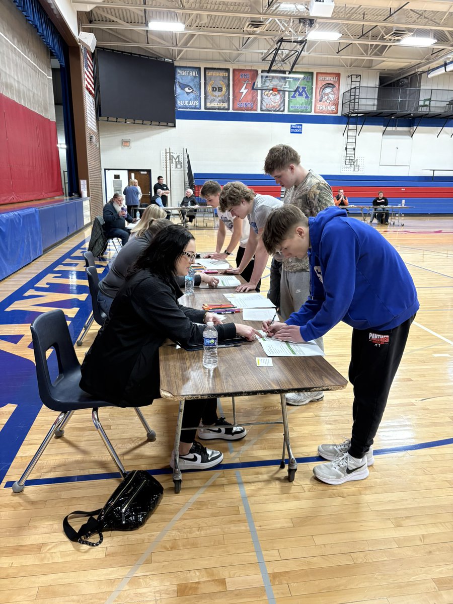 TMBPantherActivities tweet media