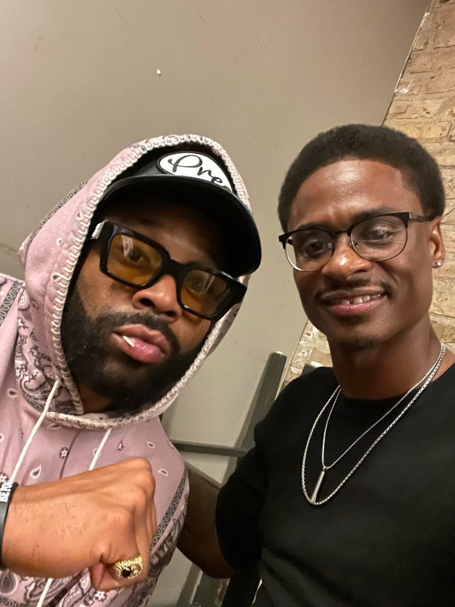 MarcusChavers's tweet photo. Marcus Chavers and LaRoyce Hawkins (Better pic lol) https://t.co/SxayZQRYHJ