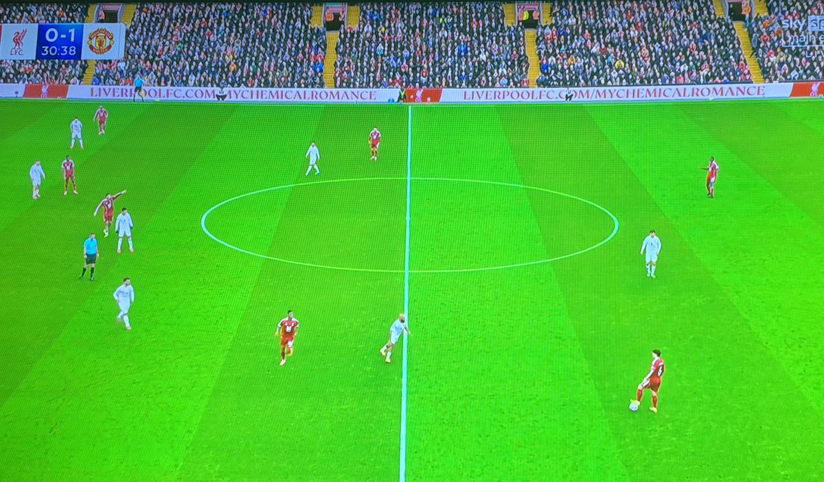 𝒏𝒖𝒈𝒔 tweet media