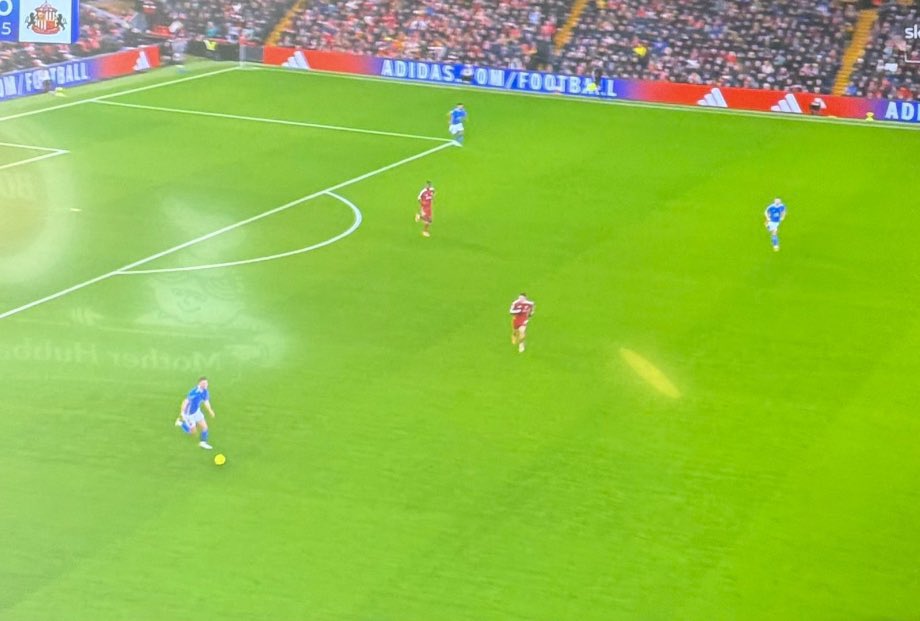 𝒏𝒖𝒈𝒔 tweet media