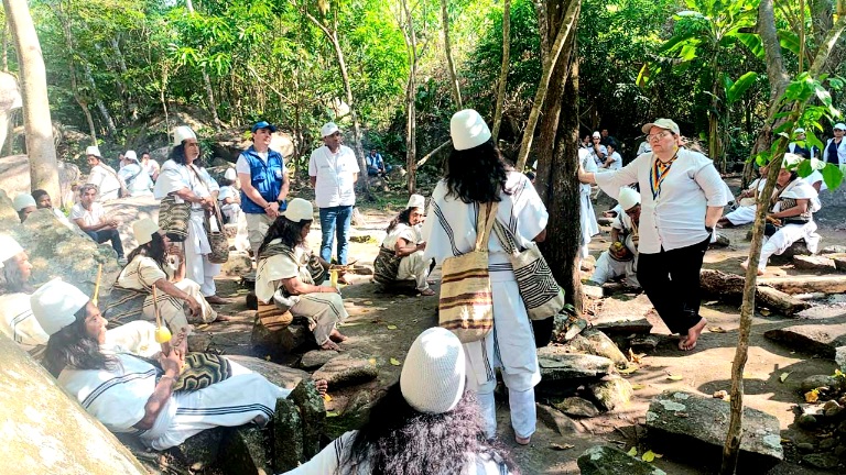 Gobierno, a través del ICBF, atiende a las y los niños heridos en ataques en la Sierra Nevada - Mi Diario Informa midiario.co/2026/03/13/gob…