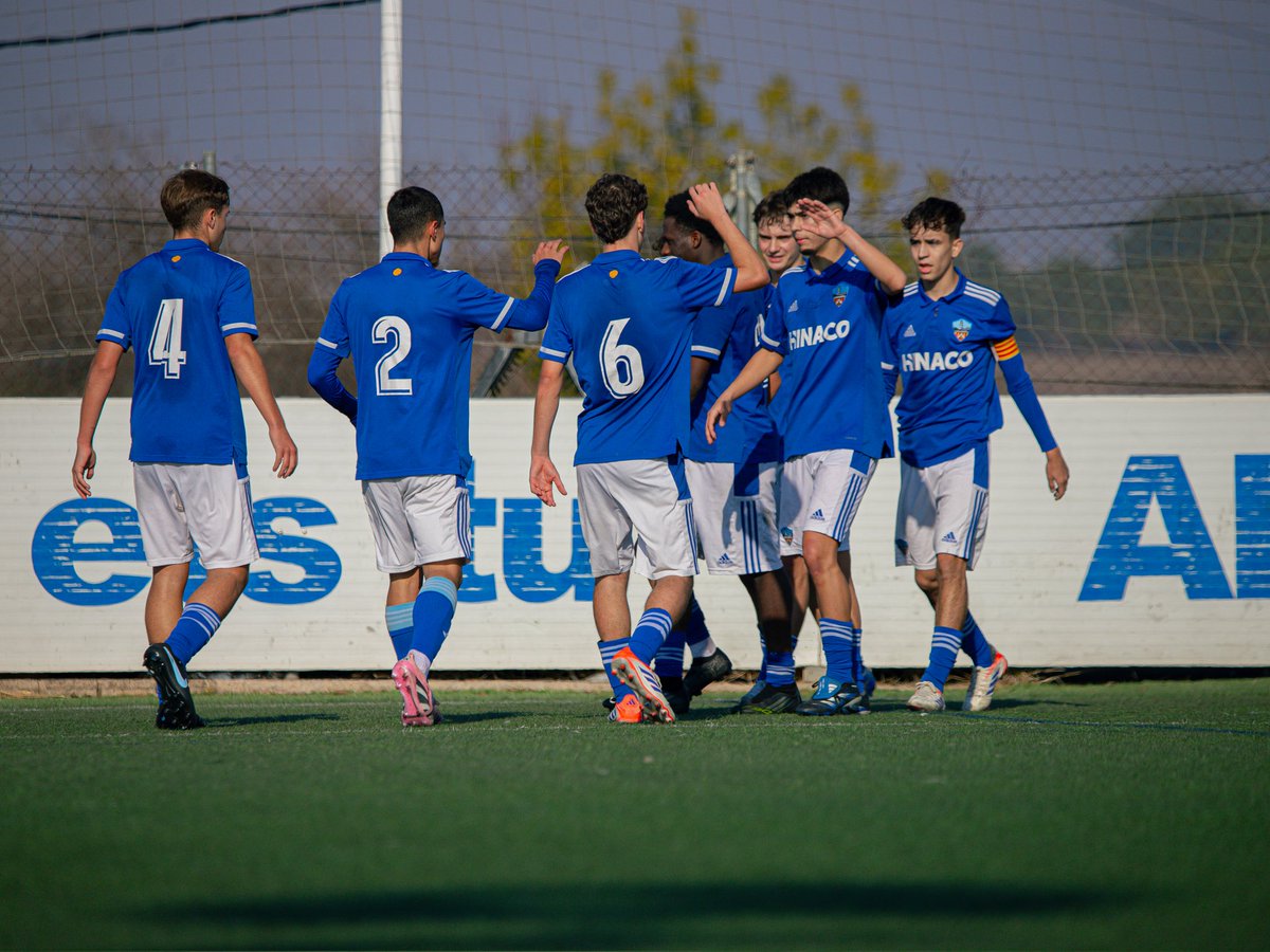 LleidaCF's tweet photo. Aquest dissabte, a les 11:00 hores al Recasens, el Juvenil A té un partit importantíssim per la lluita per la permanència davant el CE Sabadell 'C' ⚽️⚔️
Animem els nostres i portem-los cap a la victòria, afició! Som-hi, equip! 💪🏻💙
#BaseBlava #LleidaCF #MésViusQueMai https://t.co/81eeIKPw5l