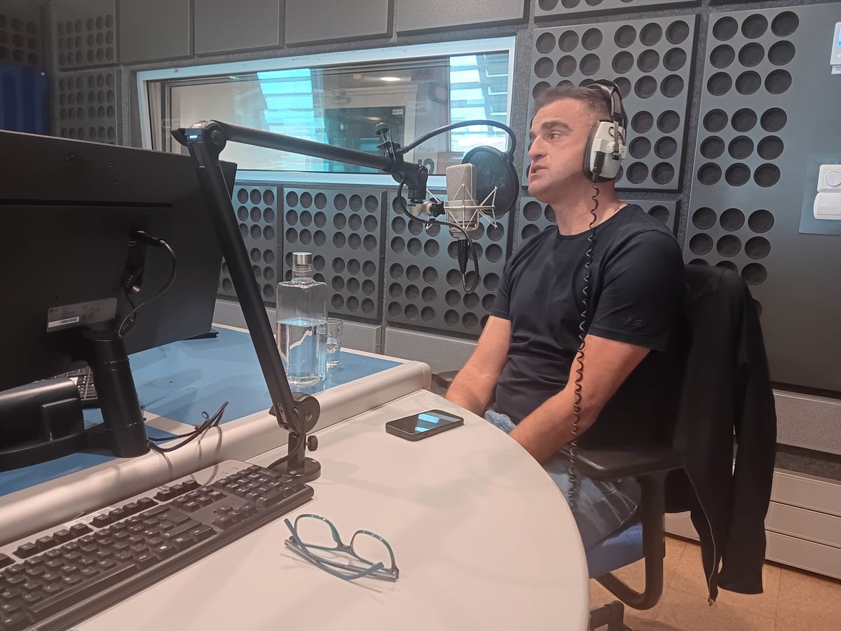 rtp.pt/play/p6381/e91…
#rtp #play #rdp #radio