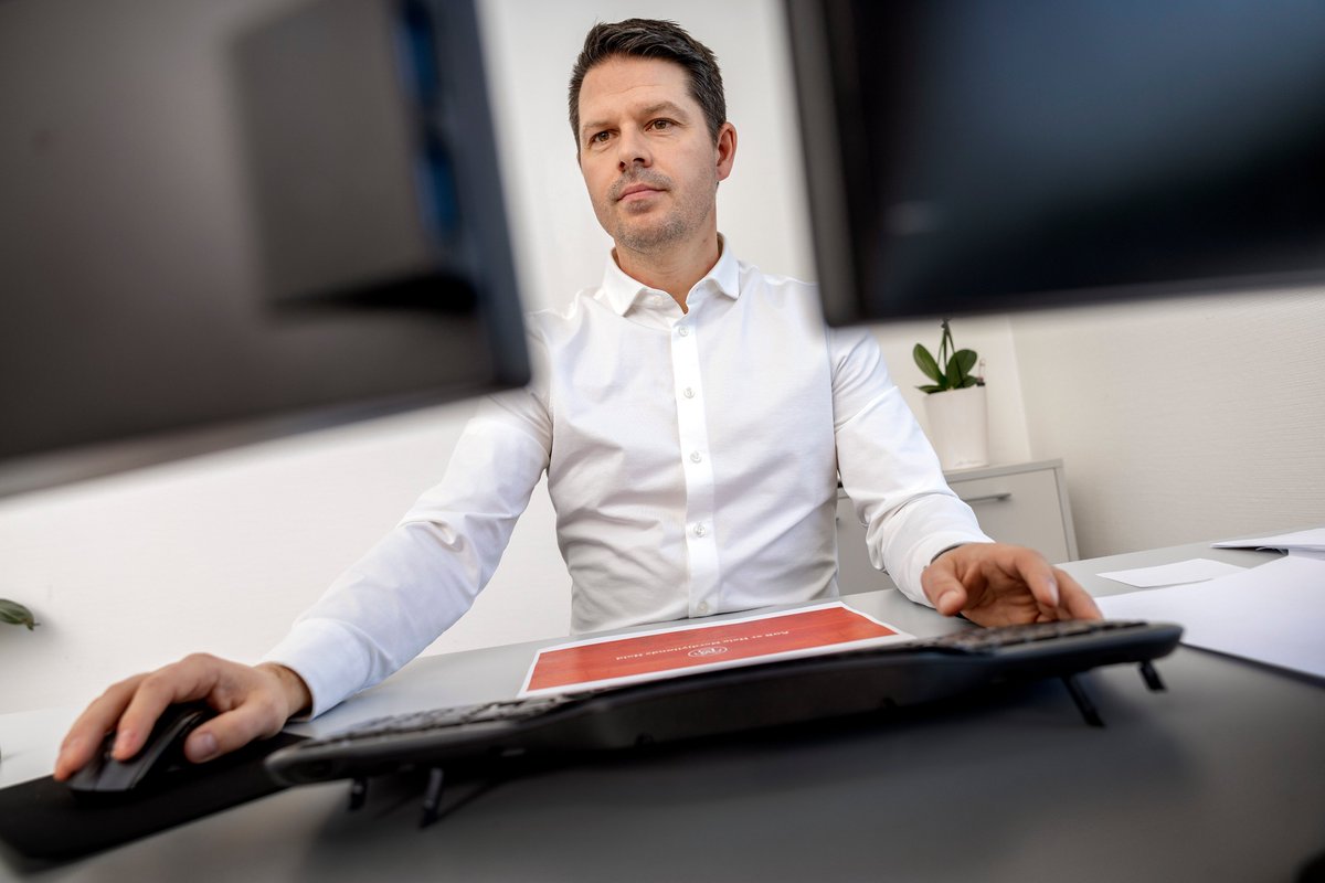 Ripodsten tweet media