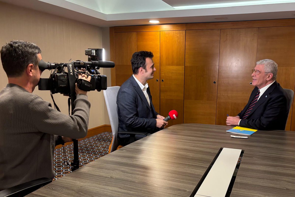 İYİ Parti Genel Başkanı <a href="/MDervisogluTR/">Müsavat Dervişoğlu</a> 'dan NOW Habere özel açıklamalar. 

Referandum talebi: 
Eğer bu ülkede Abdullah Öcalan denen caninin serbest kalmasına statü kazanmasına milletin rızası varsa buna da inanıyorlarsa o zaman referandum yapsınlar millet bunu istiyor mu?