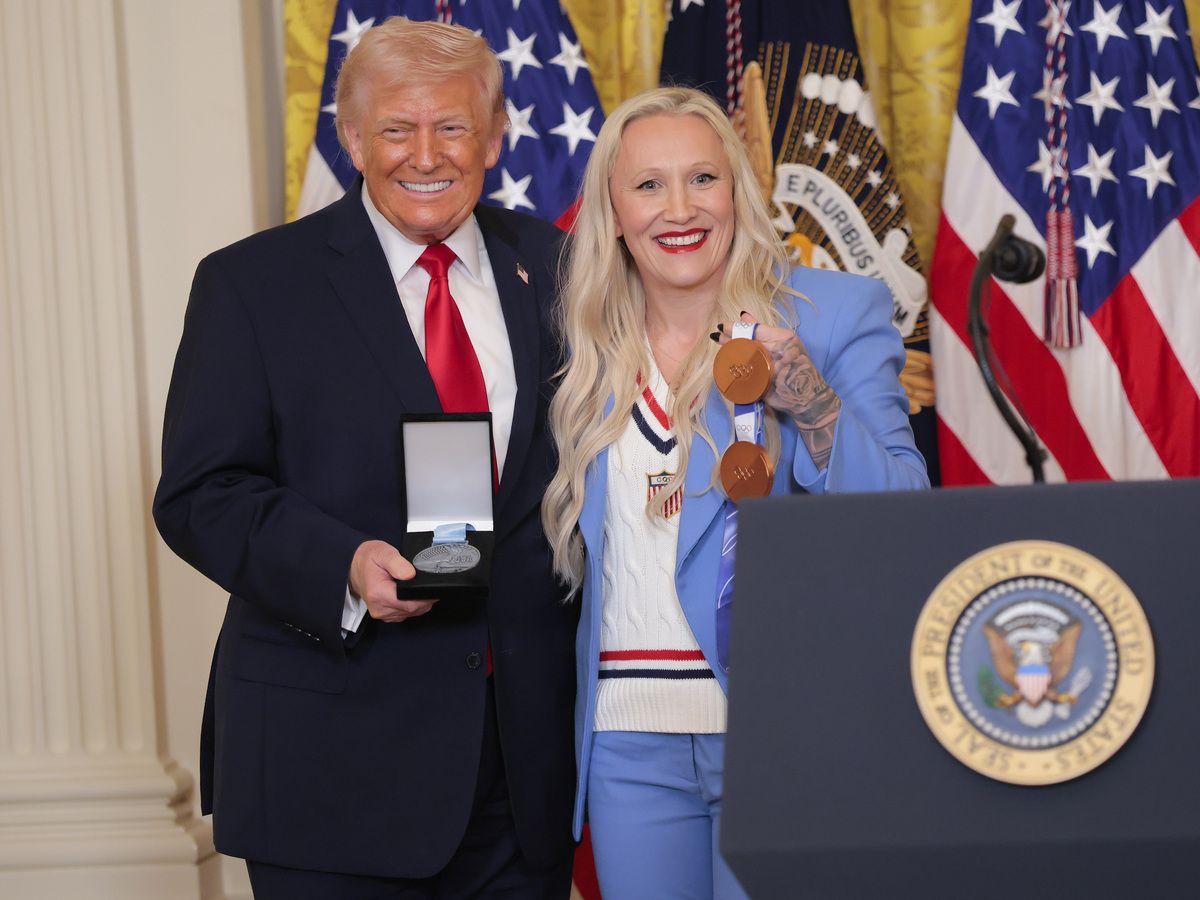 nationalpost's tweet photo. Canadian-American icon honours Trump for 'standing up to keep biological women in women's sports'

https://t.co/lnSi1bL6hg https://t.co/Xu7e40IrV2