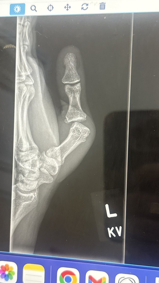 Vance 🌞⚡️ tweet media