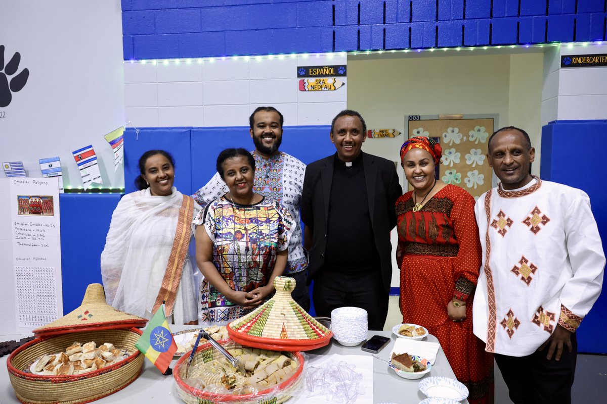 cbuscatholic's tweet photo. @bishopfernandes and Fr. Tesfaye Petros Botachew, Diocesan Director of Multicultural Ministry, joined families at St. Pius X Reynoldsburg for their 3rd annual Multicultural Night, where 15 cultures were represented through food and dancing.
#MulticulturalNight #DioceseofColumbus https://t.co/v4jw4OrRdU