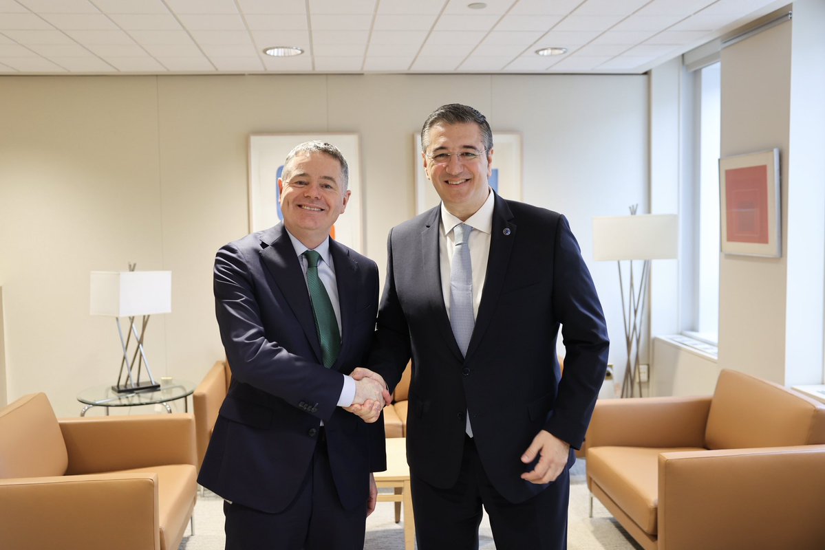 Apostolos Tzitzikostas tweet media