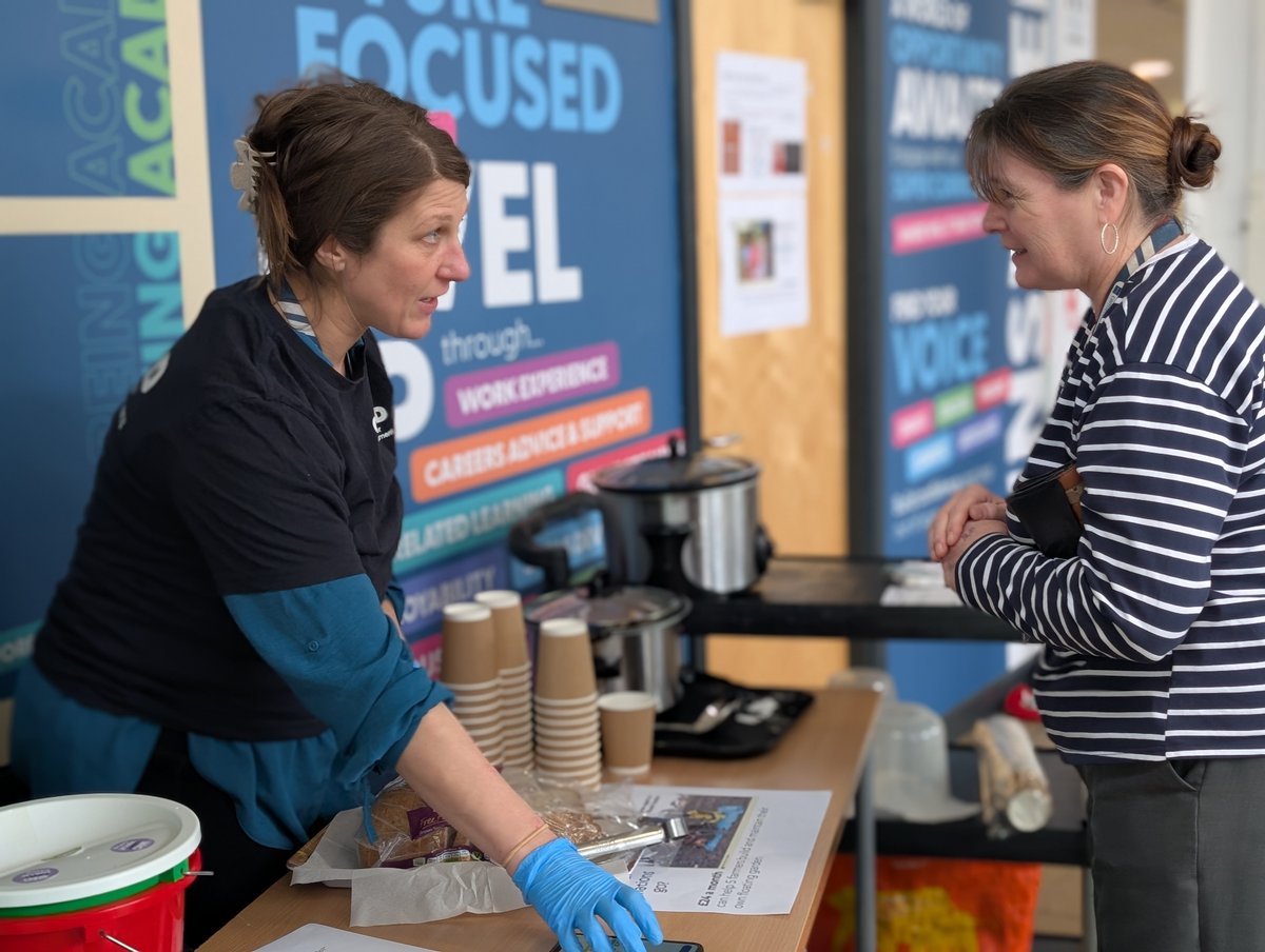 Carmel College tweet media