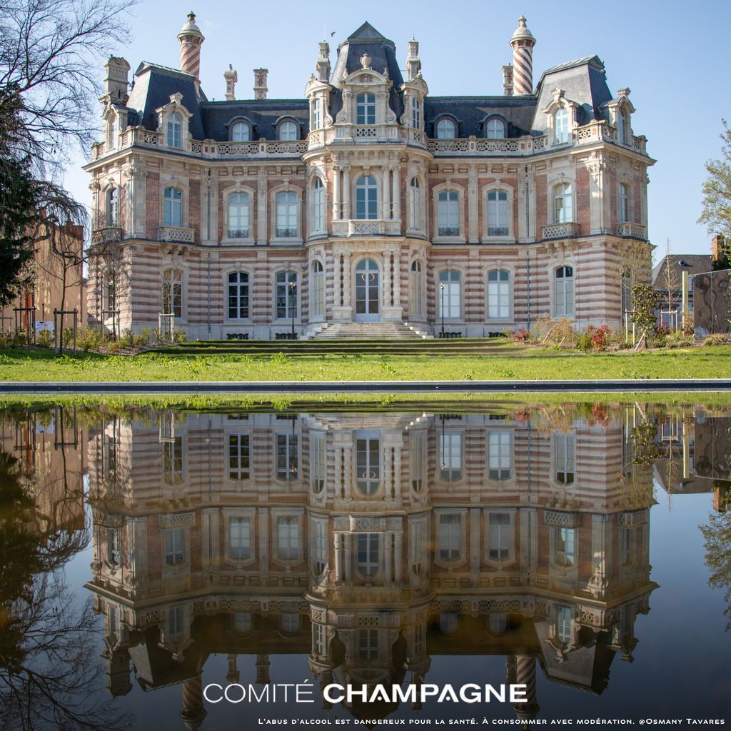 Champagne tweet media