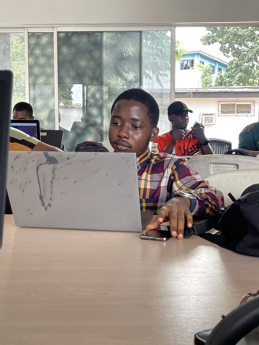 Carpe Diem tweet media